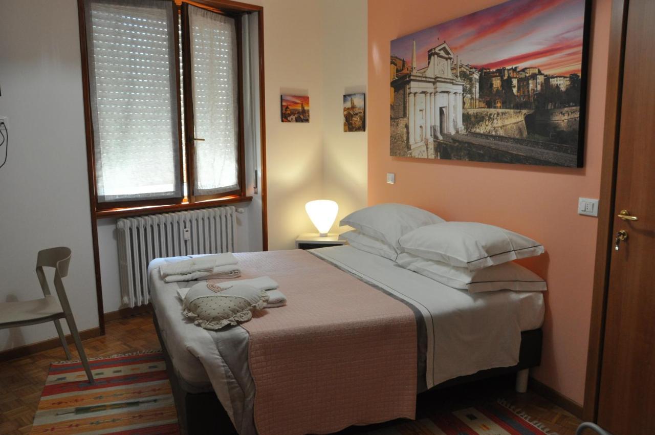 Citywalls Guest House Bergamo Eksteriør billede