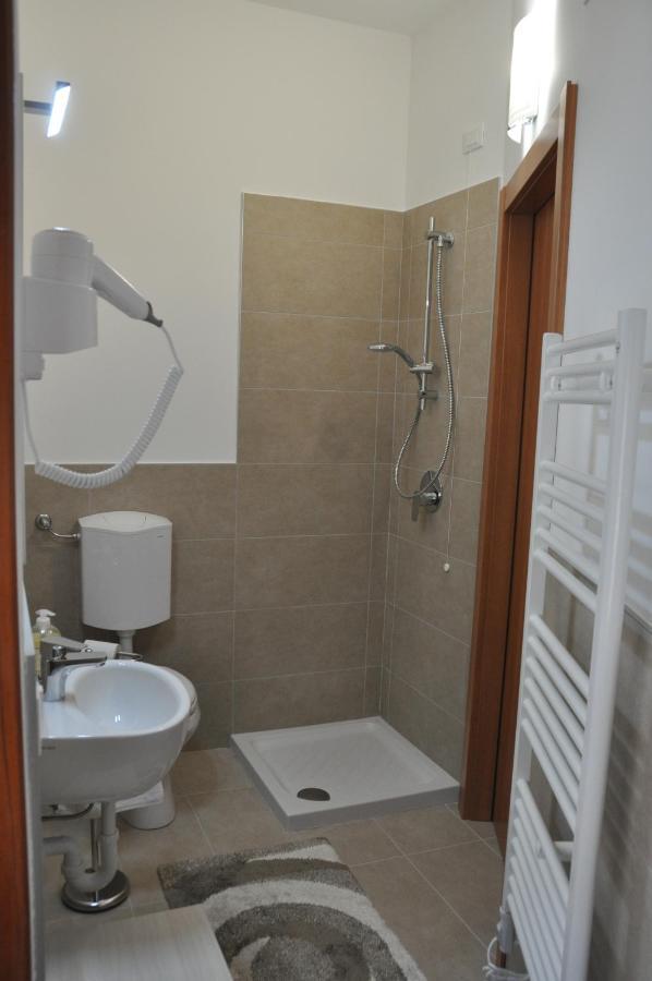 Citywalls Guest House Bergamo Eksteriør billede