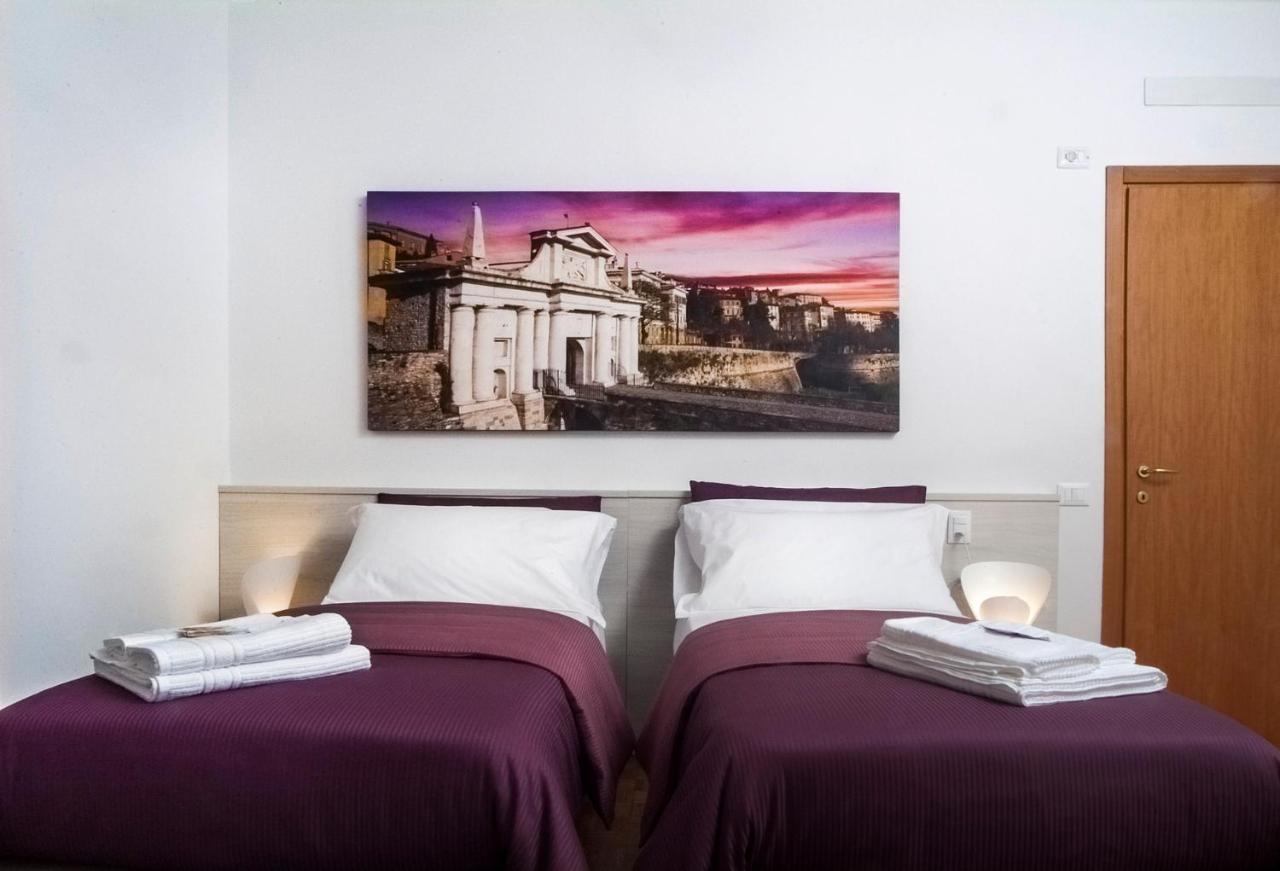 Citywalls Guest House Bergamo Eksteriør billede