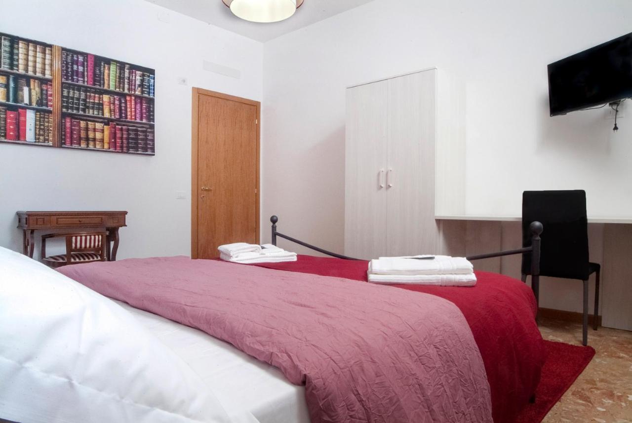 Citywalls Guest House Bergamo Eksteriør billede