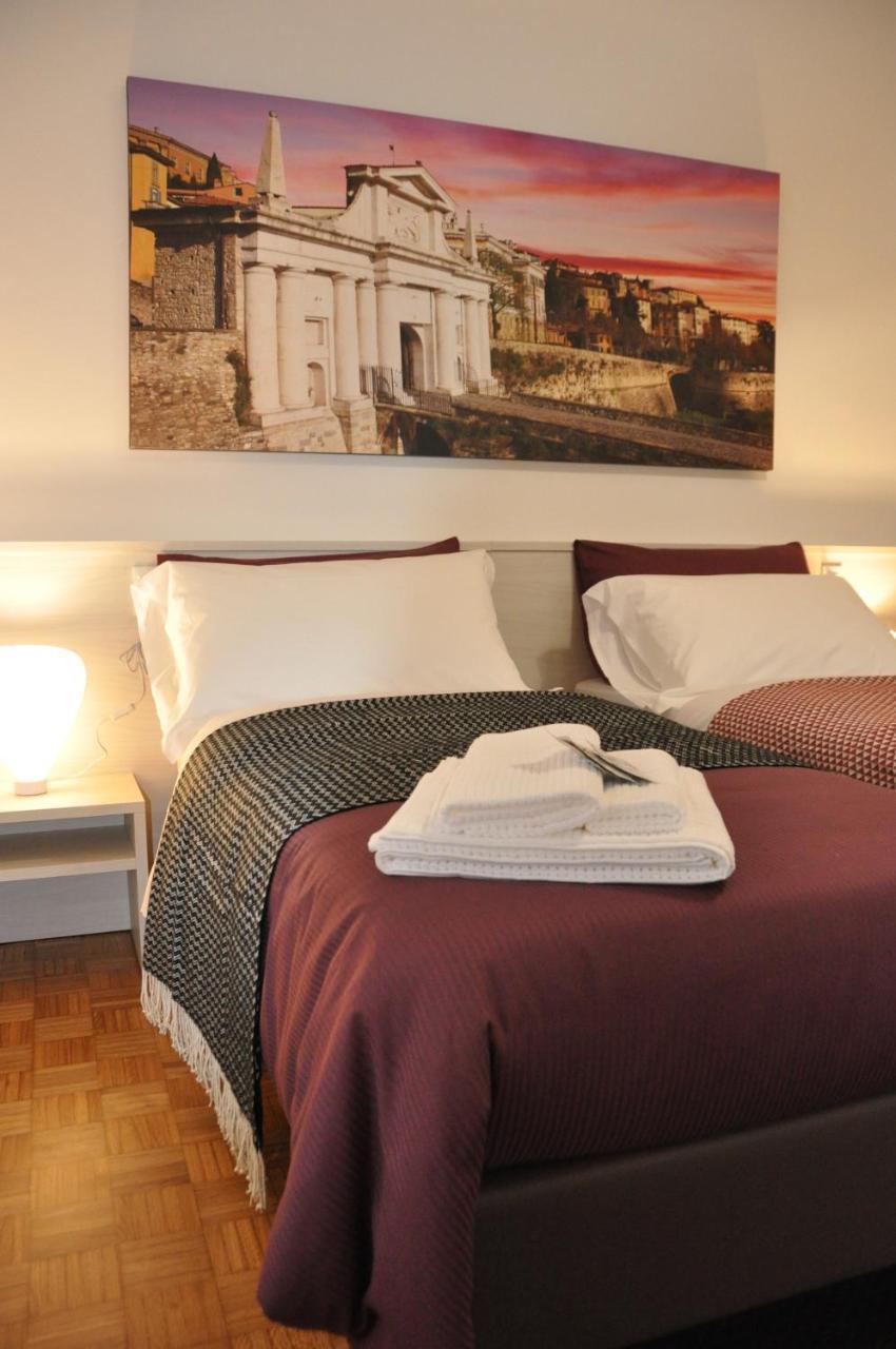 Citywalls Guest House Bergamo Eksteriør billede